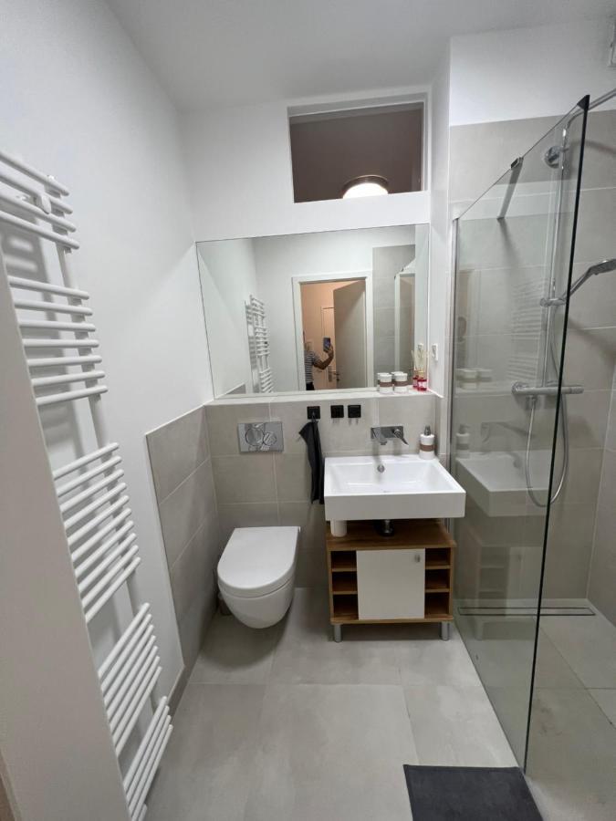 Studio Apartment Берлин Экстерьер фото
